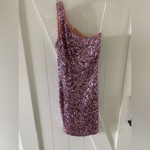 Xs Lulu dress. The most beautiful color on. Like new